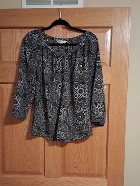 croft & barrow Black and White Geometric Medallion Tunic